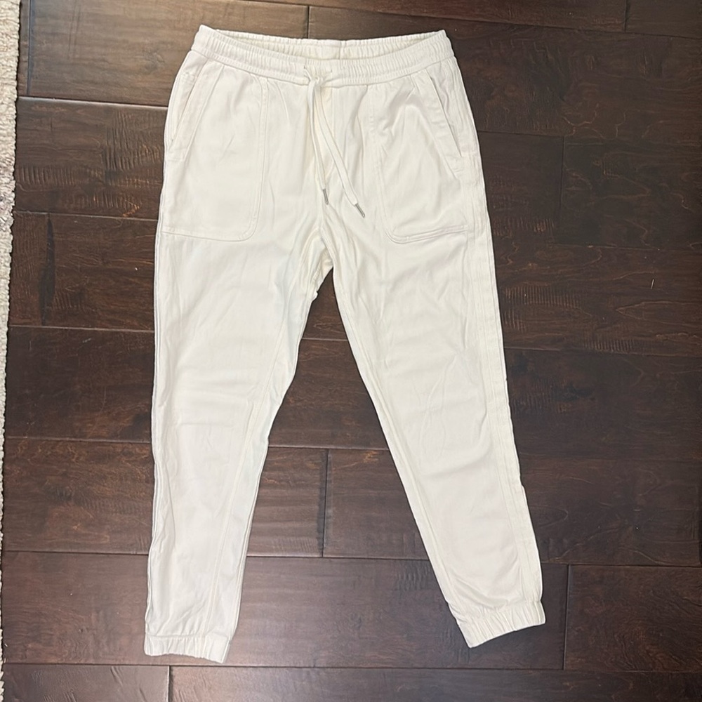 Athleta jogger small white